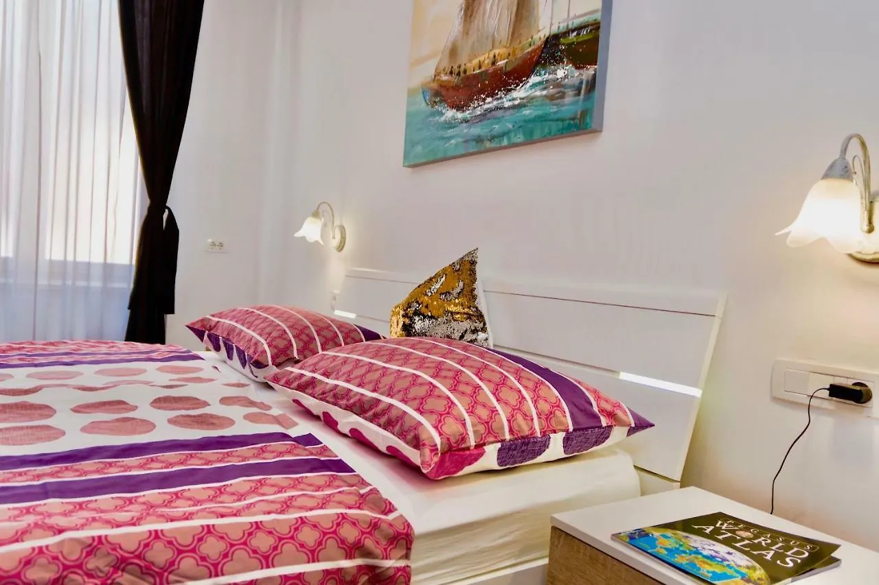 Luxury Villa Minerva Gardens Split 0*,