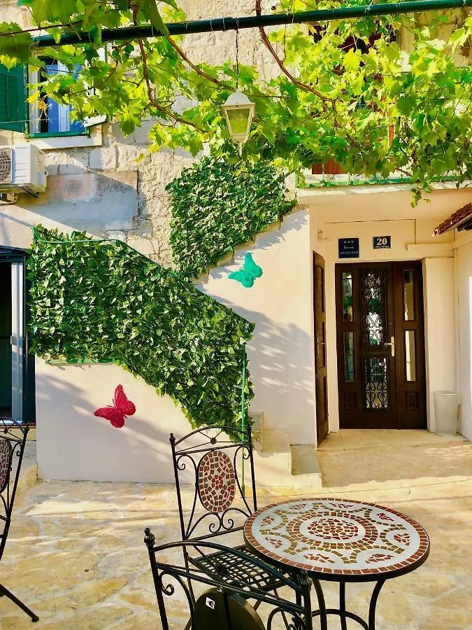 Luxury Villa Minerva Gardens Split 0*,