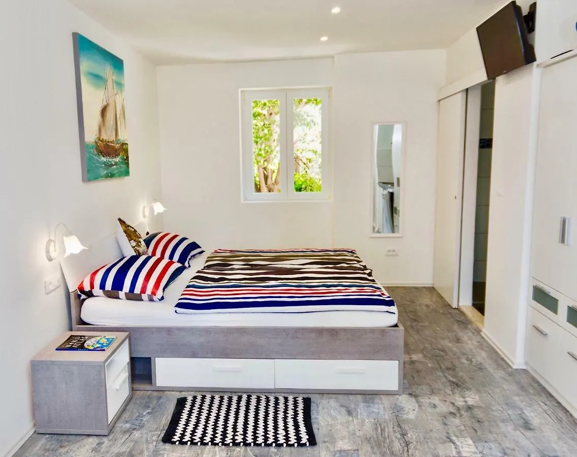 Luxury Villa Minerva Gardens Split 0*,  Kroatië