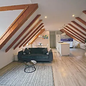 Loft Cindro Apartment