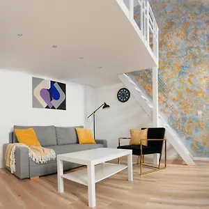https://szuper-kis-designlakas-budapest-sziveben.inbudapesthotels.com