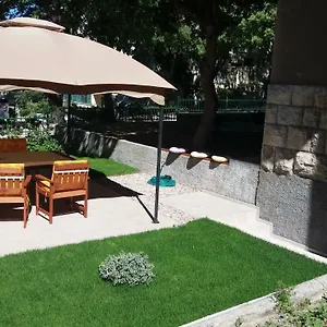 Garden Vanya Apartment